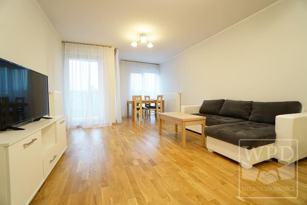 Modern Apartment-City Center-New Building-Garage Breslavia Exterior foto