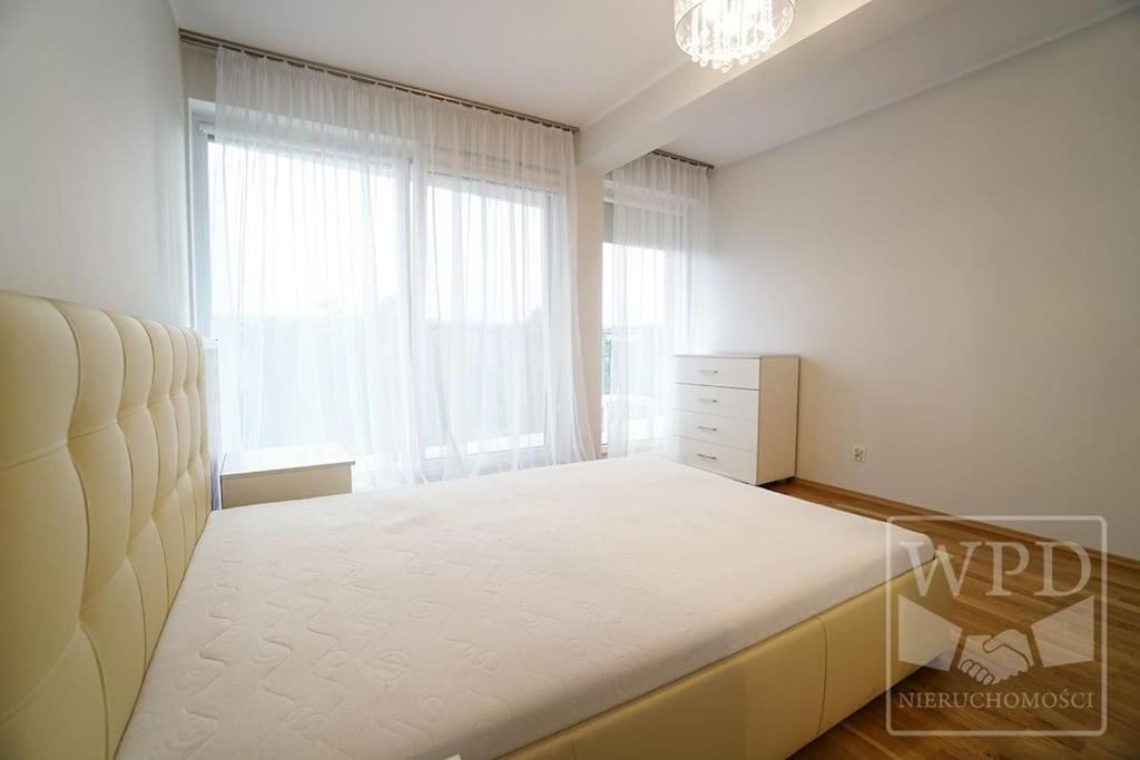 Modern Apartment-City Center-New Building-Garage Breslavia Exterior foto