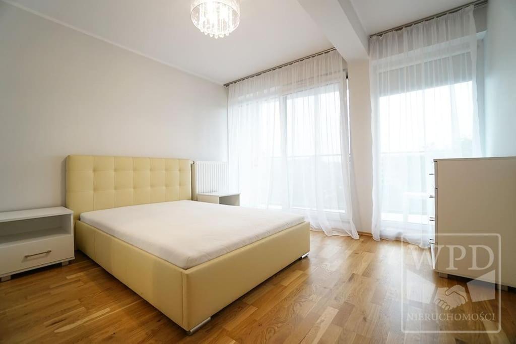 Modern Apartment-City Center-New Building-Garage Breslavia Exterior foto